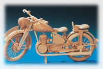 Модели из дерева. Мотоцикл Zundapp DB 200, 1939 г., М 1:8. Автор: А. Фоминцев